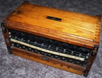 OB52_Klappenschrank10_Mini