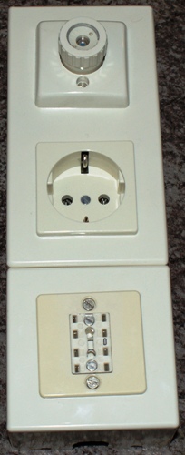 TELEX-Anschlussdose-AP-mit-2A-Sicherung_01