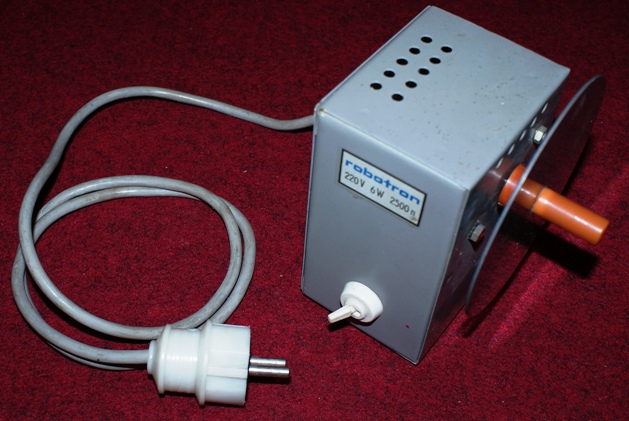 robotron_Lochstreifenwickler_01