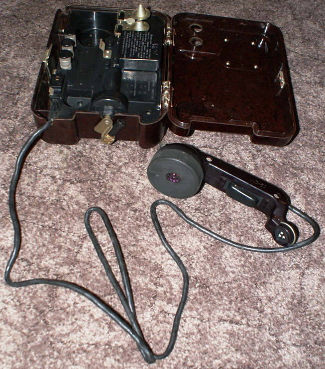 rus-Feldfernsprecher_07