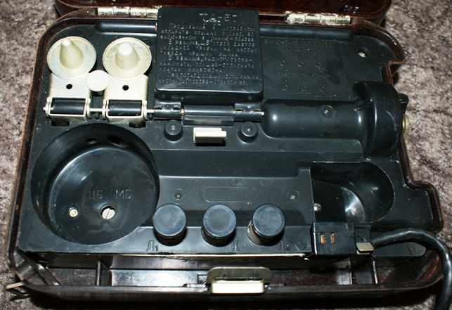 rus-Feldfernsprecher_09